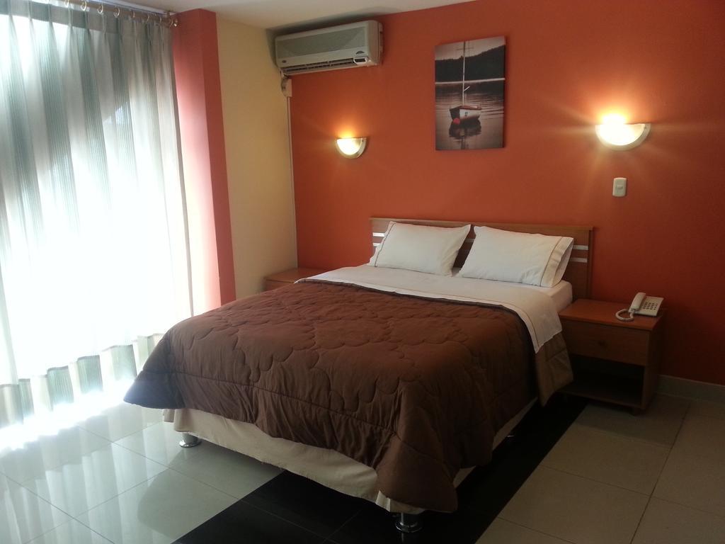 Libertad Hotel Trujillo Zewnętrze zdjęcie