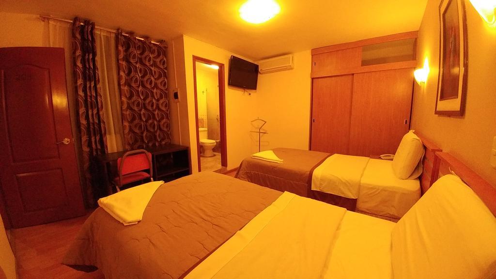 Libertad Hotel Trujillo Zewnętrze zdjęcie