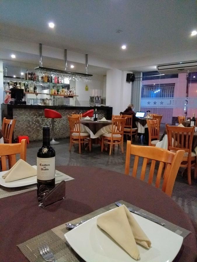Libertad Hotel Trujillo Zewnętrze zdjęcie